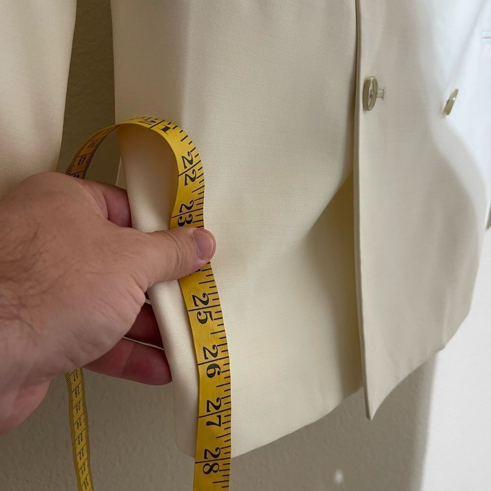 Sold  - Picture 5 of 8